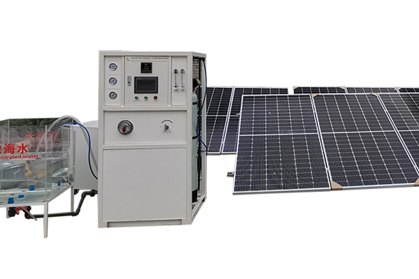 Solar Seawater Desalination Machine